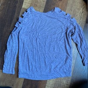 2/$25 💥 Soft purple sweater